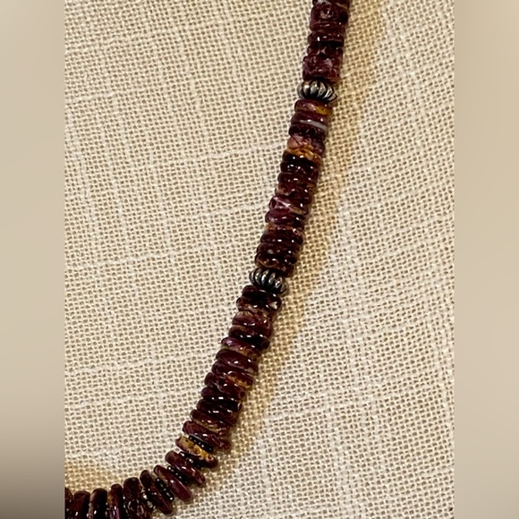 Purple Spiney Oyster Necklace - Picture 3 of 10